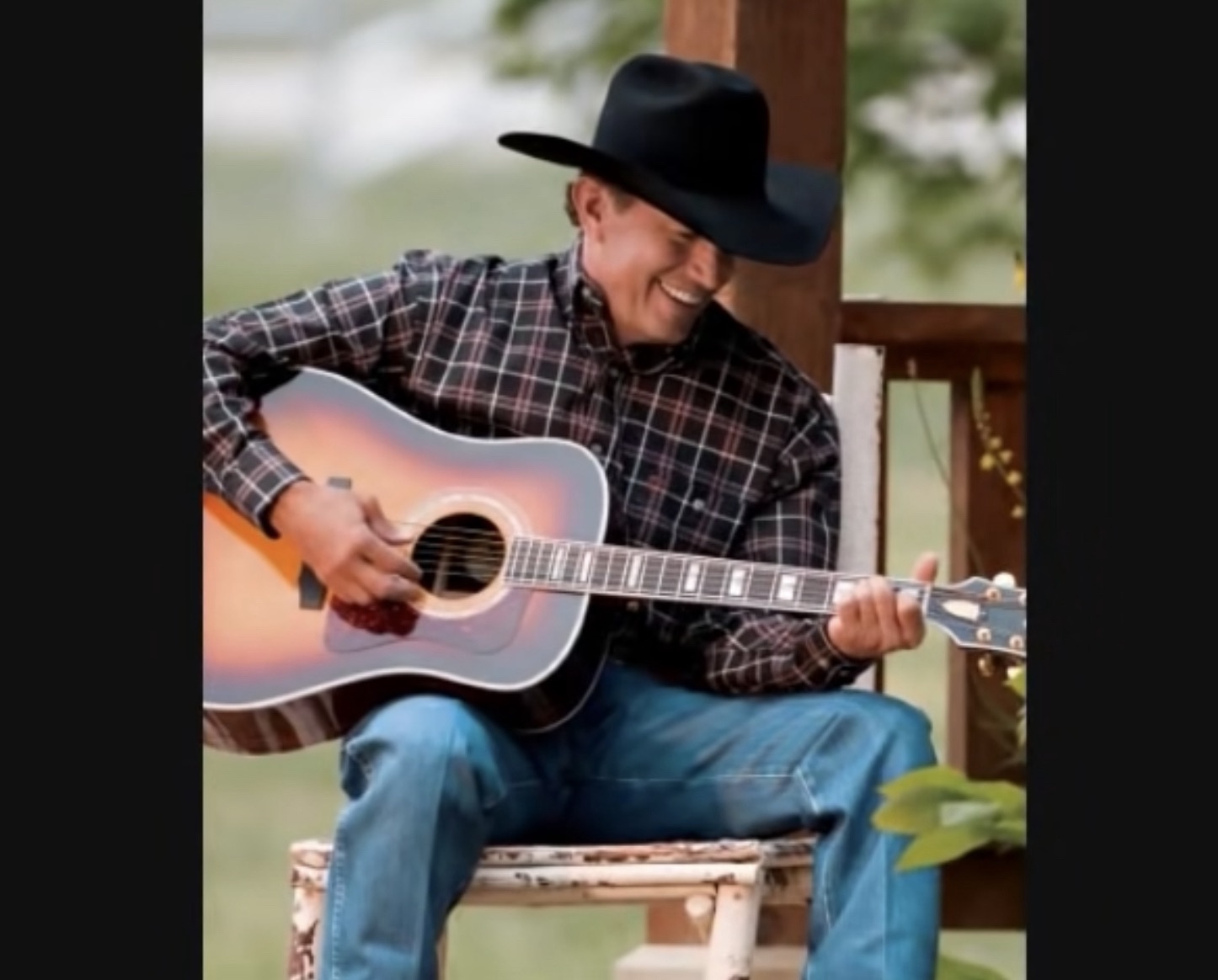 Heartbreak in Every Note: George Strait - When Did You Stop Loving Me

