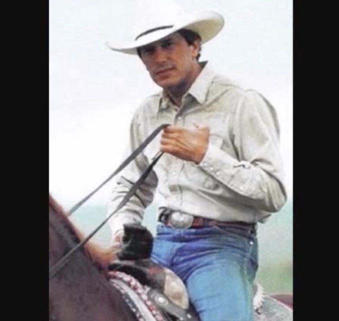 "What Do You Say to That" by George Strait: A Tender Declaration of Love

